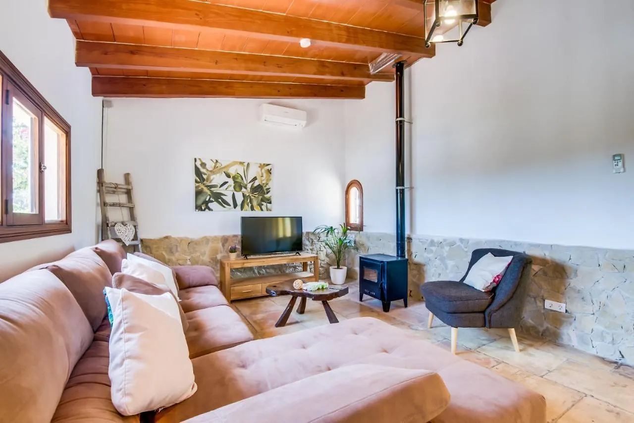 Ideal Property Mallorca - Can Frit Santa Margarita  Spain
